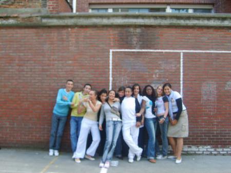 farah aussi avec sa clic